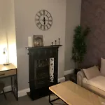 Stylish 91sqm Victoria 2 Bedroom Апартаменты Бристоль