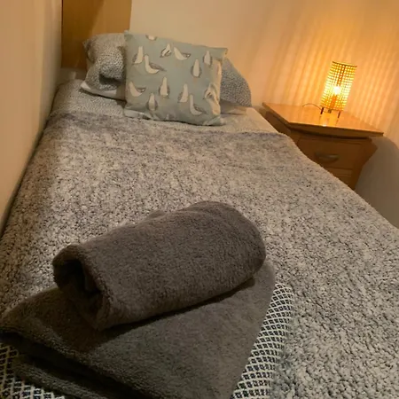 Stylish 91sqm Victoria 2 Bedroom * Bristol