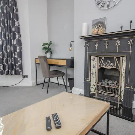 Stylish 91sqm Victoria 2 Bedroom Bristol