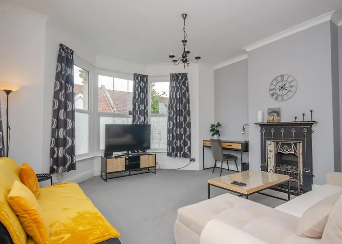 Stylish 91sqm Victoria 2 Bedroom Lejlighed Bristol