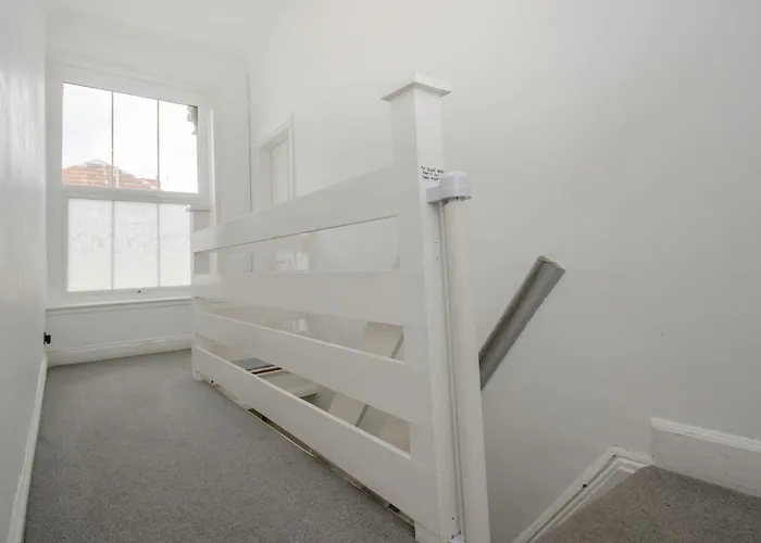 Stylish 91sqm Victoria 2 Bedroom Apartamento Bristol