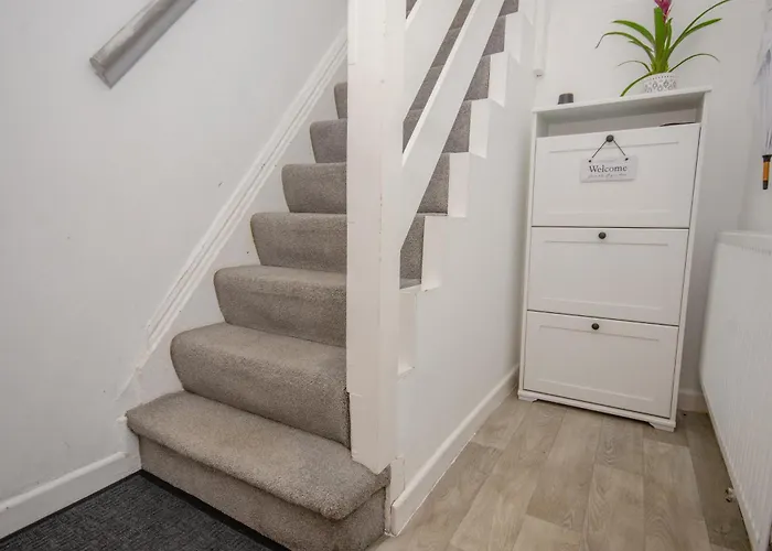 Stylish 91sqm Victoria 2 Bedroom Apartamento