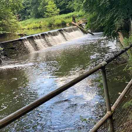 Stylish 91sqm Victoria 2 Bedroom Bristol