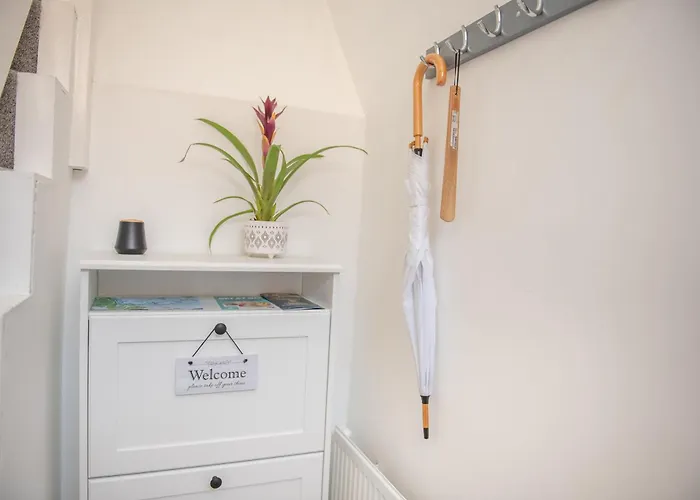 Stylish 91sqm Victoria 2 Bedroom * 브리스틀