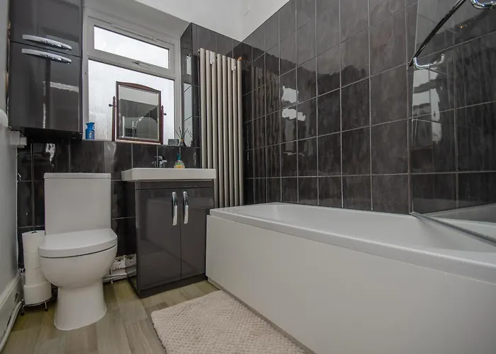 아파트 Stylish 91sqm Victoria 2 Bedroom